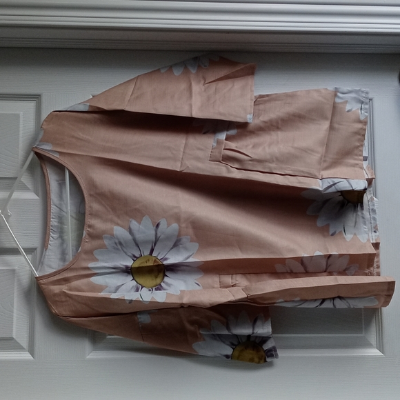 Daisy top - Picture 1 of 5